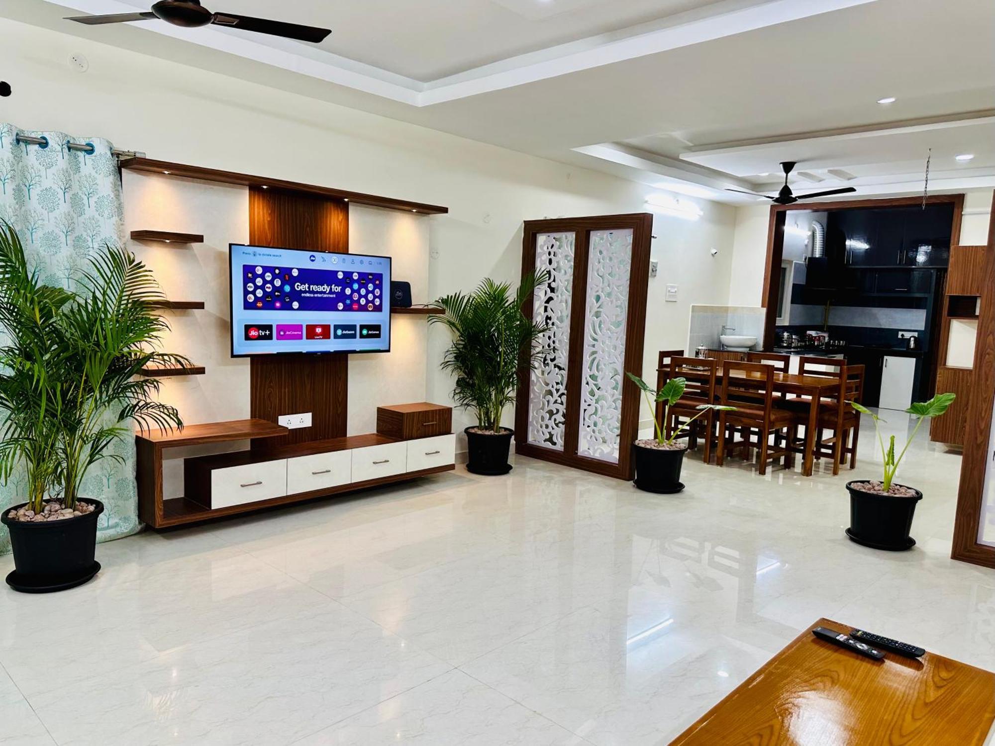 Truelife - 3Bhk Family Suites - Ps4 Pure Veg Restaurant On The Way To Balaji Temple - 2500 Sft Large Signature Apartment - Modular Kitchen - Super Fast Wifi, Smart Tv, 250 Jio Channels - Parking - Easy Access To All Temples - Top Service With Lots Of Tirupati Exterior foto