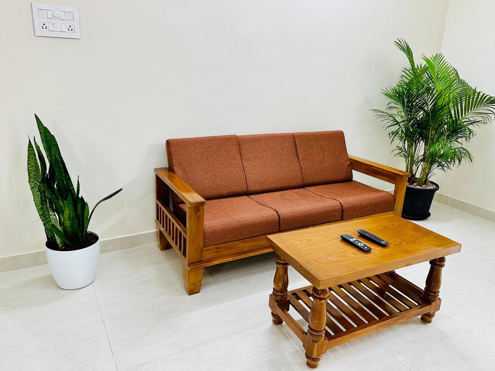 Truelife - 3Bhk Luxury Suites - Ps4 Veg Restaurant, On The Way To Balaji Temple - 2500 Sft Large Signature Apartments - Modular Kitchen - Super Fast Wifi, Smart Tv, 250 Jio Channels - Parking - Easy Access To All Temples - Top Service With Lots Of Lo Tirupati Exterior foto